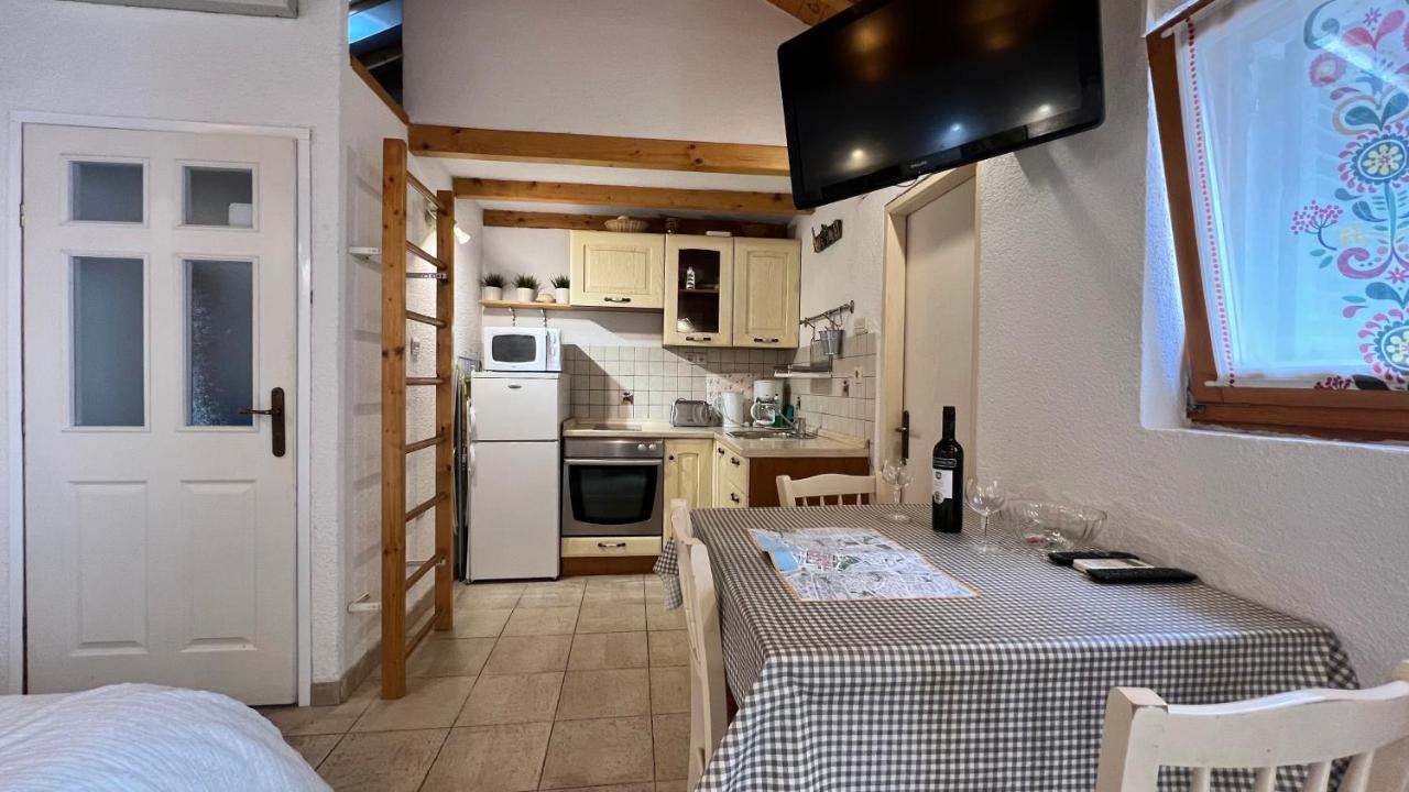 Studio Apartment Karlo Split Exterior photo