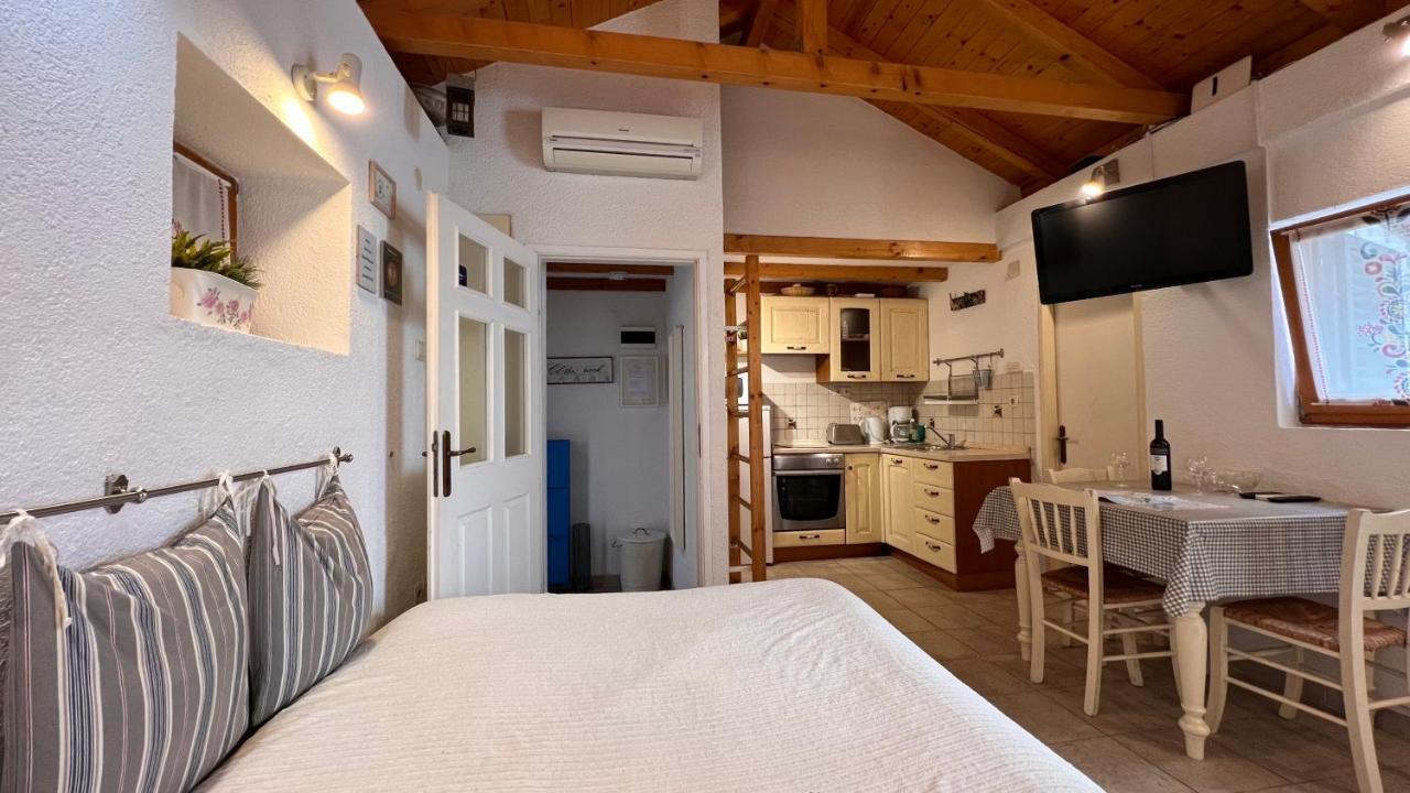 Studio Apartment Karlo Split Exterior photo